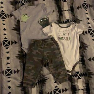Carter’s baby boy 3 piece set